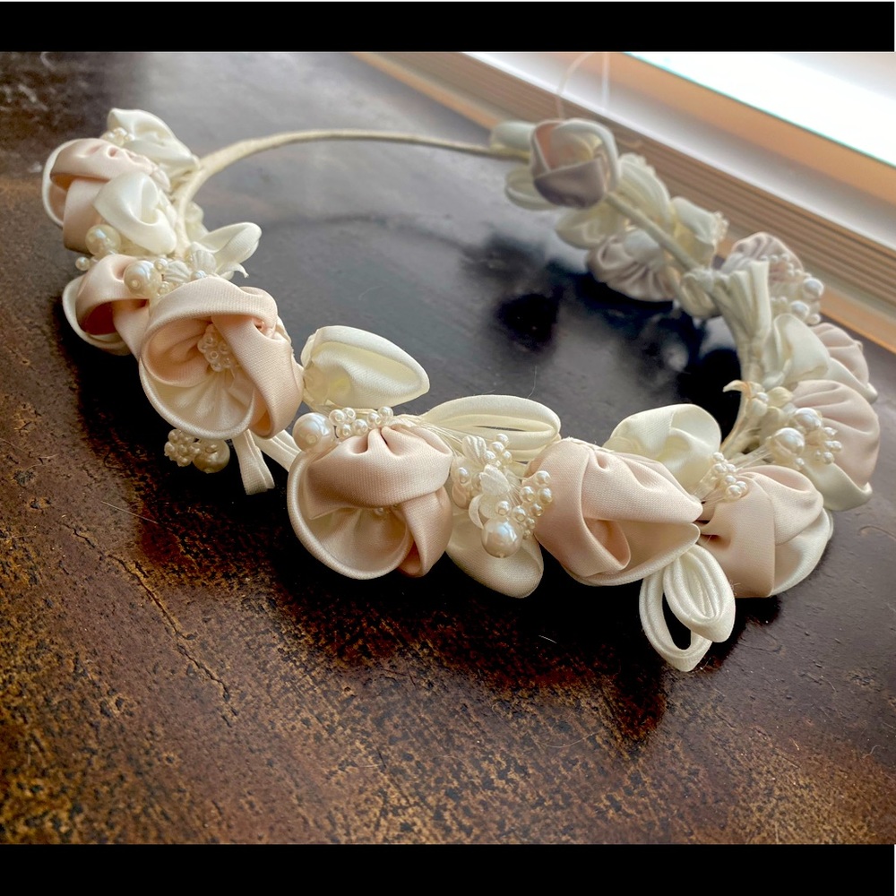 Wedding/formal floral pearl head piece